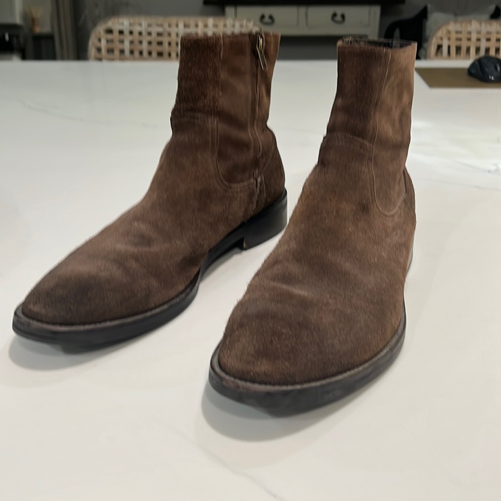 Men’s size 12, Brown suede boots